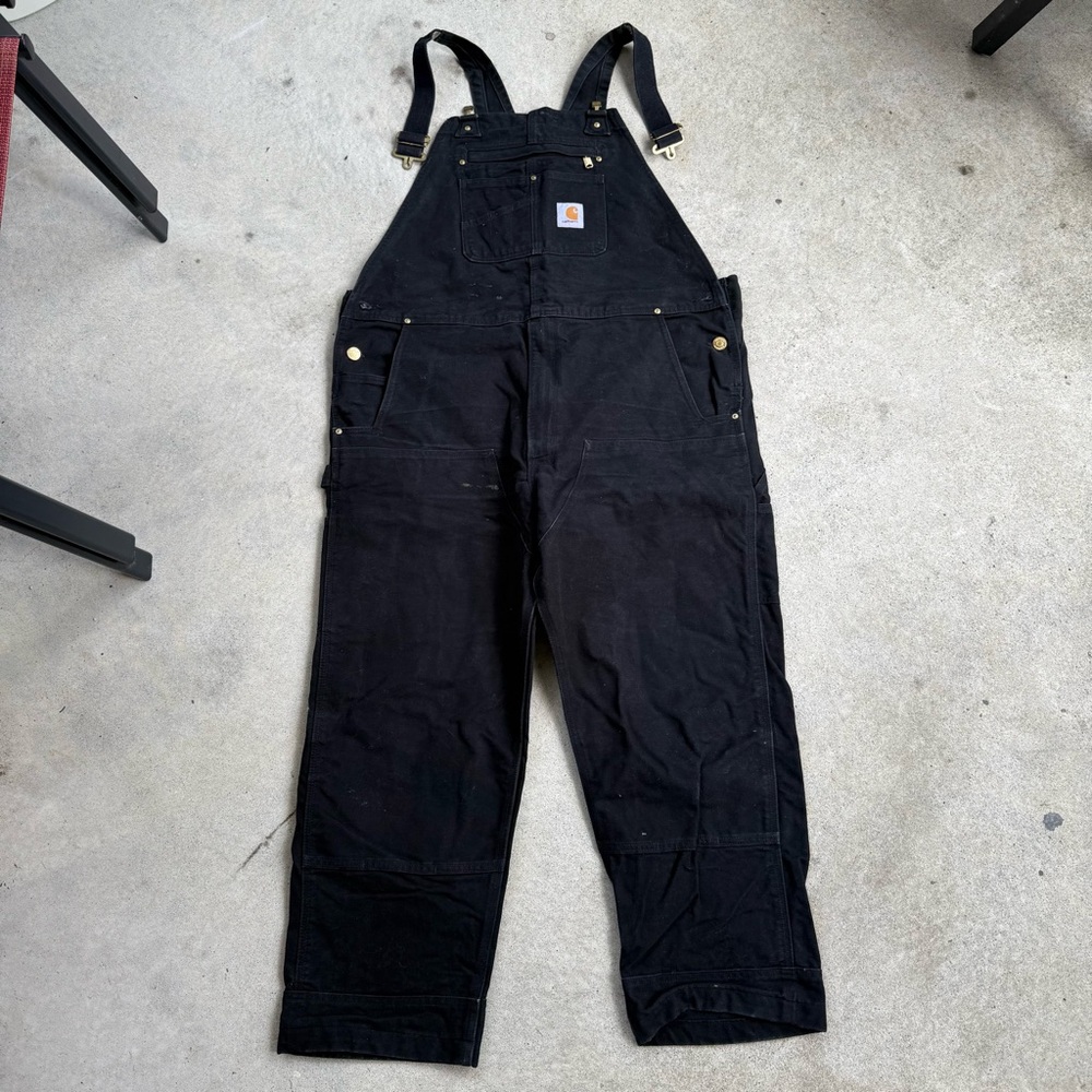 Carhartt Black Overalls with Logo Patch - size 40 x 30